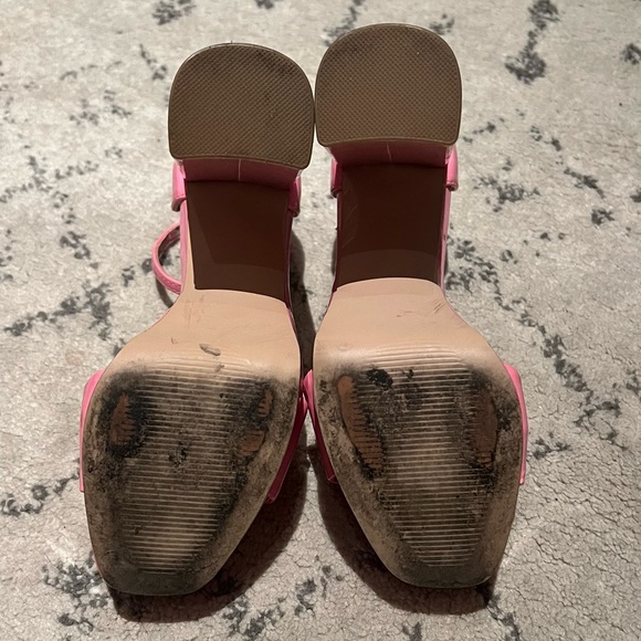 DONATED - Picture 3 of 4